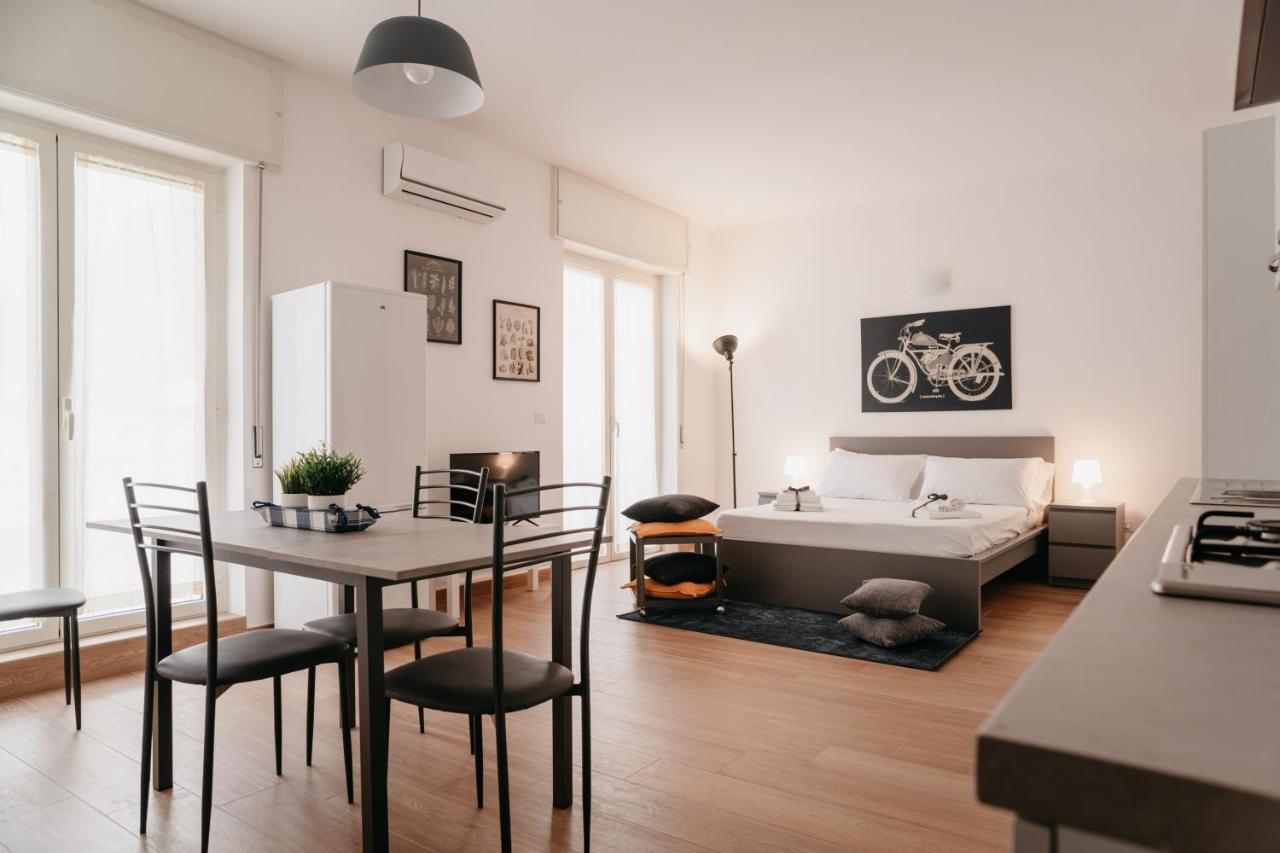 Brombeis Aurea By Casanapoletana - Town Center Apartment Naples Exterior photo